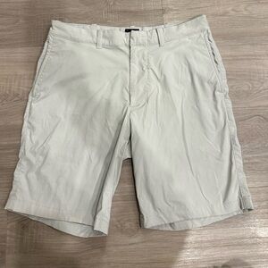 J. Crew Men's Light Gray Flat Front Shorts